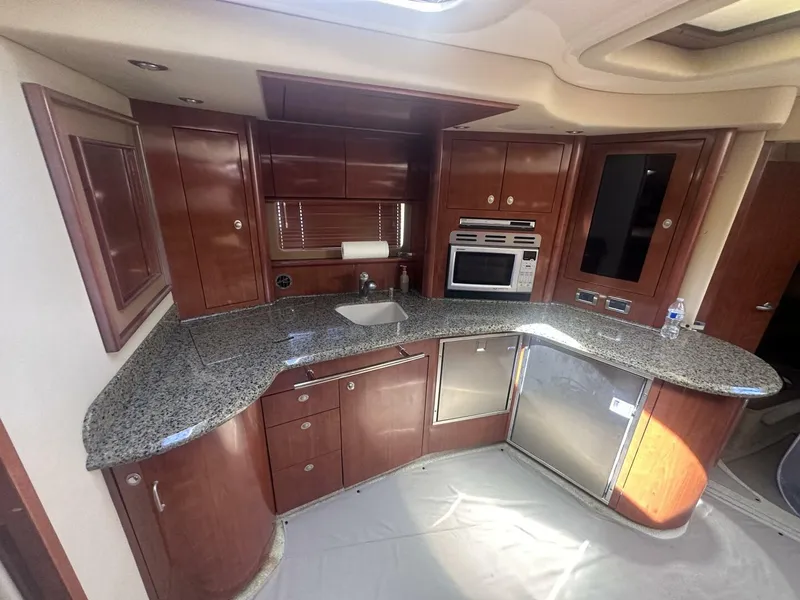 Slide: The Image of Sea Ray Sundancer 44DA 2007 - 5369248
