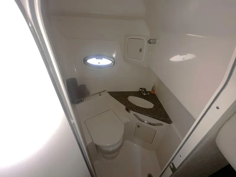 Slide: The Image of Sea Ray Sundancer 44DA 2007 - 5369253