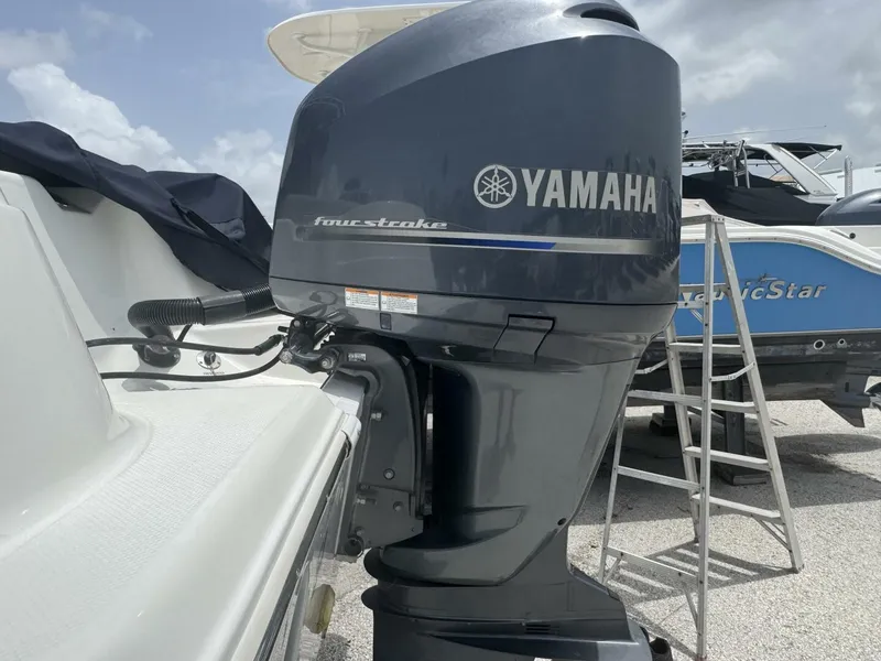Slide: The Image of Sea Fox 248 COMMANDER 2016 - 5369680
