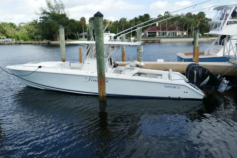 The Image of Venture 34 Cuddy 2004 - 5369786