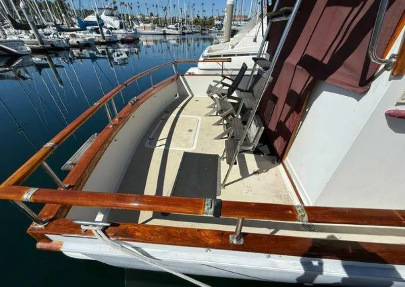 Slide: The Image of Californian 34 1983 - 5370299