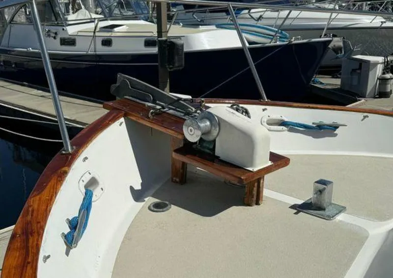 Slide: The Image of Californian 34 1983 - 5370302