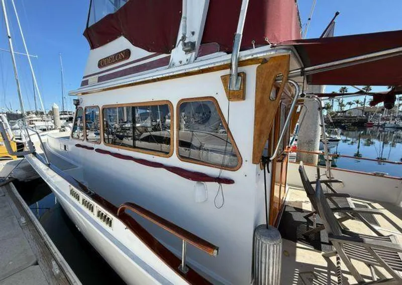 Slide: The Image of Californian 34 1983 - 5370305