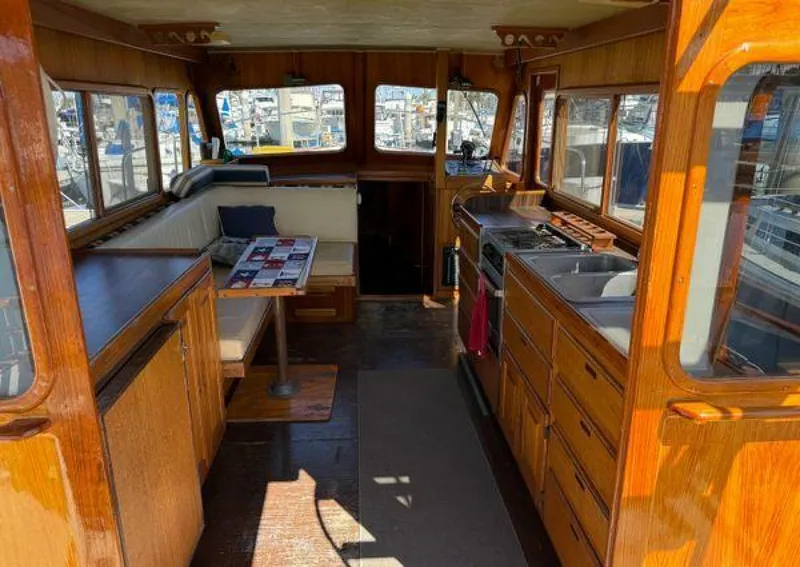 Slide: The Image of Californian 34 1983 - 5370309