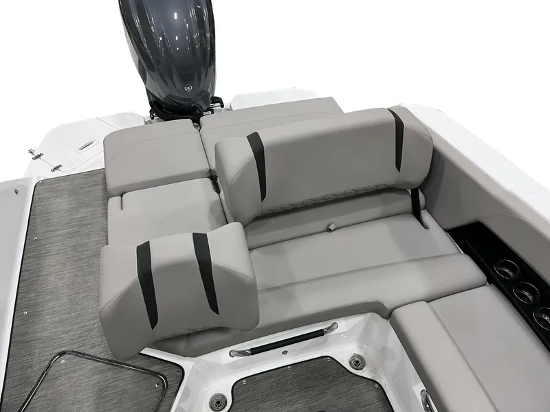 Slide: The Image of Four Winns H6C 2026 - 5370572