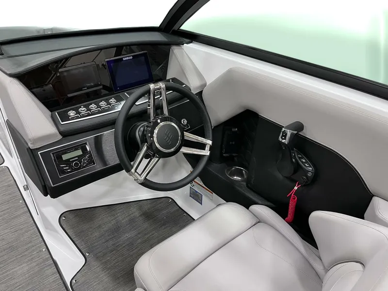 Slide: The Image of Four Winns H6C 2026 - 5370576