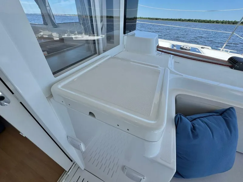 Slide: The Image of Excess 12 2023 - 5371885