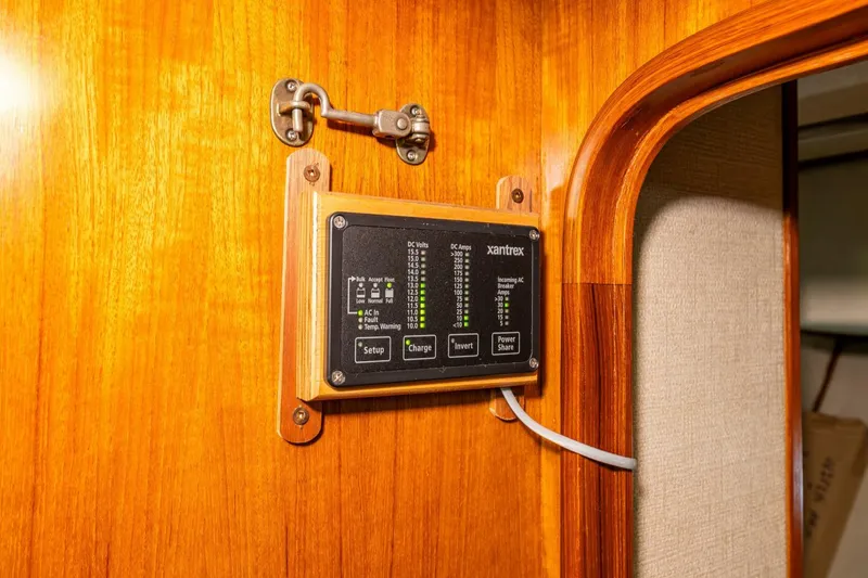 Slide: The Image of Kha Shing 37 1986 - 5395004