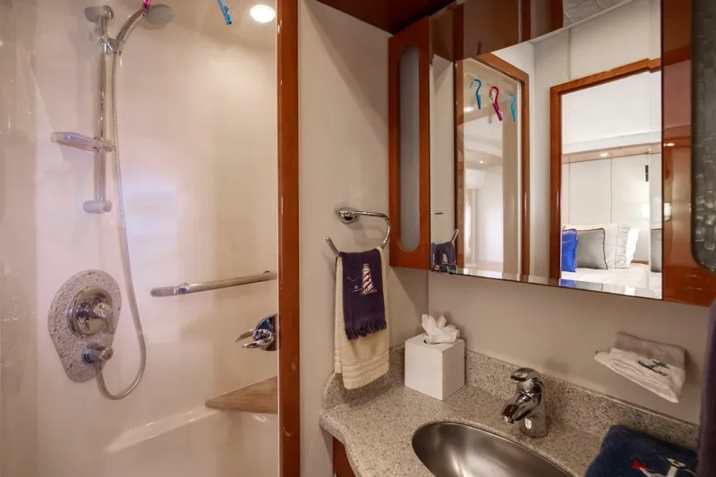 Slide: The Image of Sea Ray 60 Sundancer 2008 - 5372867