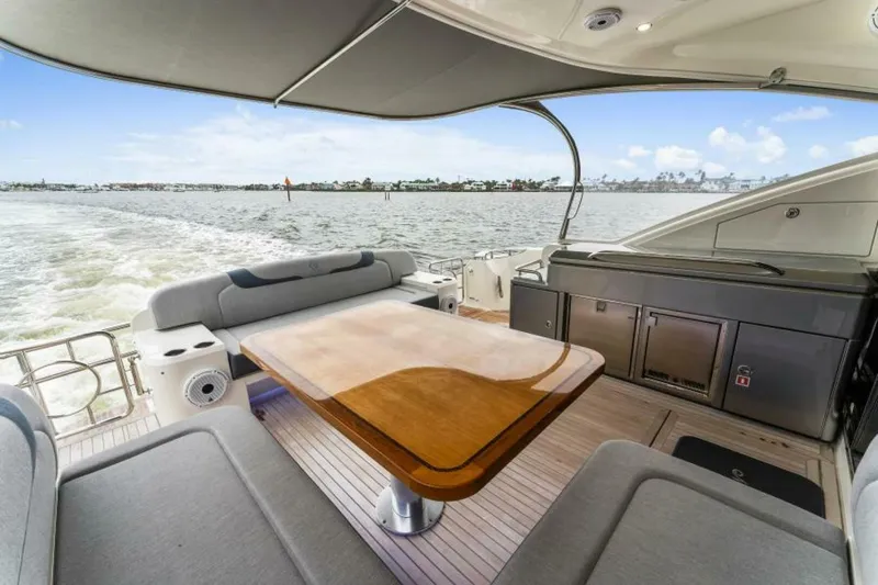 Slide: The Image of Riviera 5400 Sport Yacht Platinum Edition 2021 - 5373954