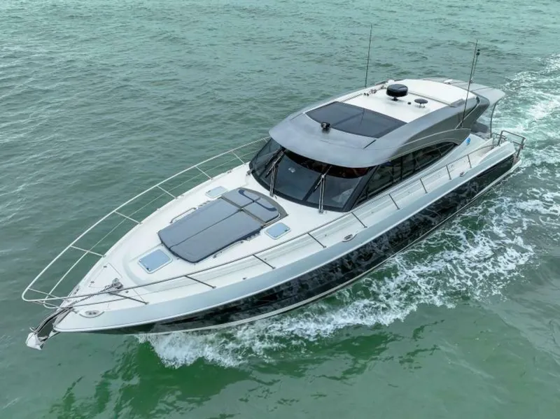 Slide: The Image of Riviera 5400 Sport Yacht Platinum Edition 2021 - 5373931