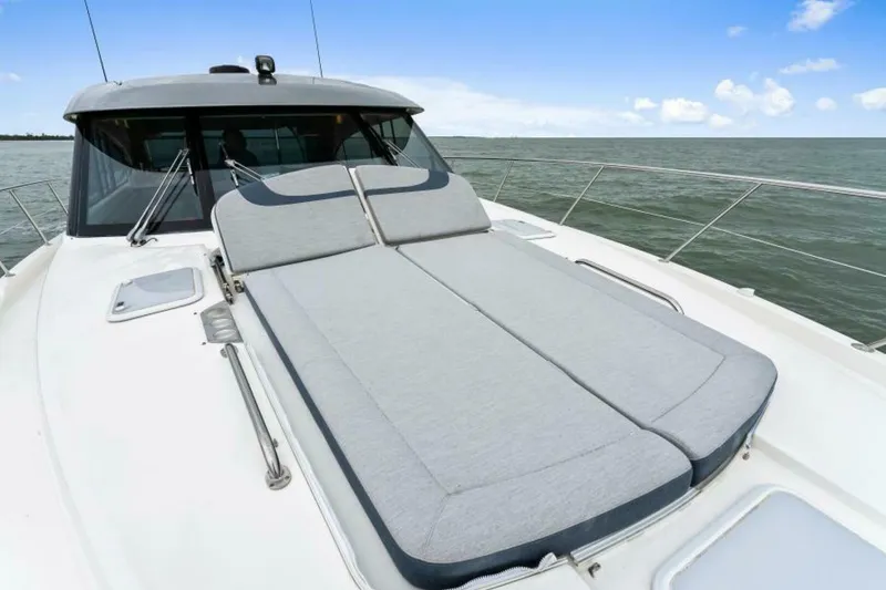 Slide: The Image of Riviera 5400 Sport Yacht Platinum Edition 2021 - 5373963