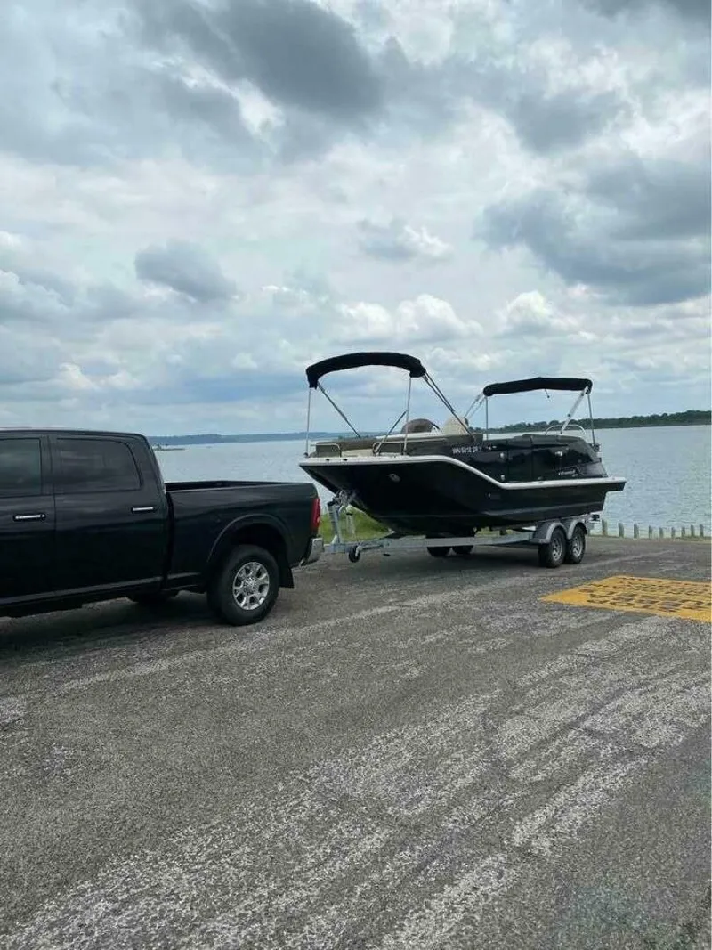 Slide: The Image of Bayliner Element XR7 2019 - 5378103