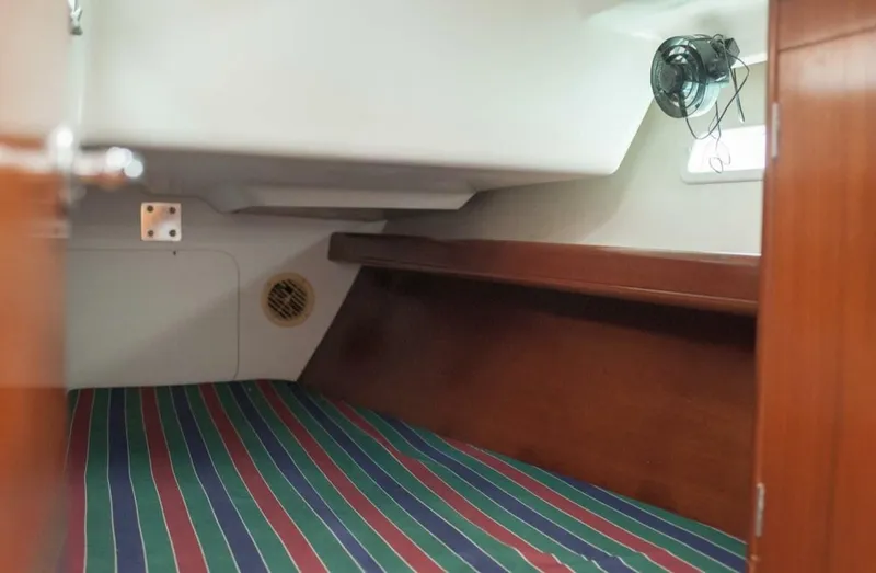 Slide: The Image of Beneteau 393 2002 - 5404622