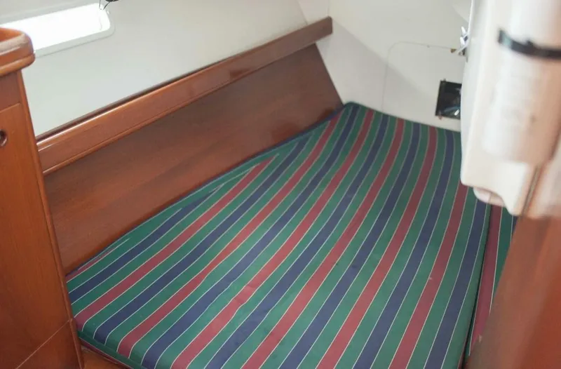 Slide: The Image of Beneteau 393 2002 - 5404626