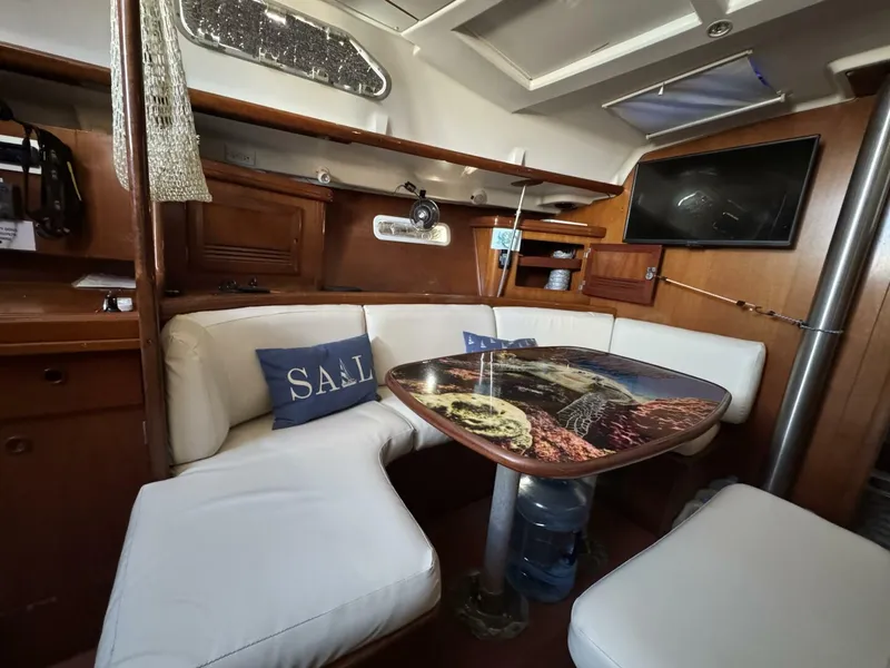 Slide: The Image of Beneteau 393 2002 - 5424682