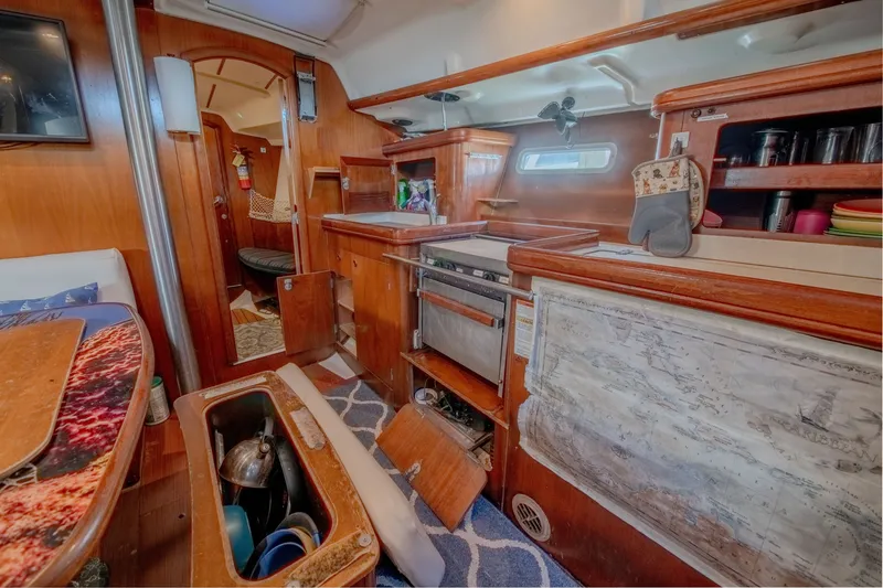 Slide: The Image of Beneteau 393 2002 - 6011769