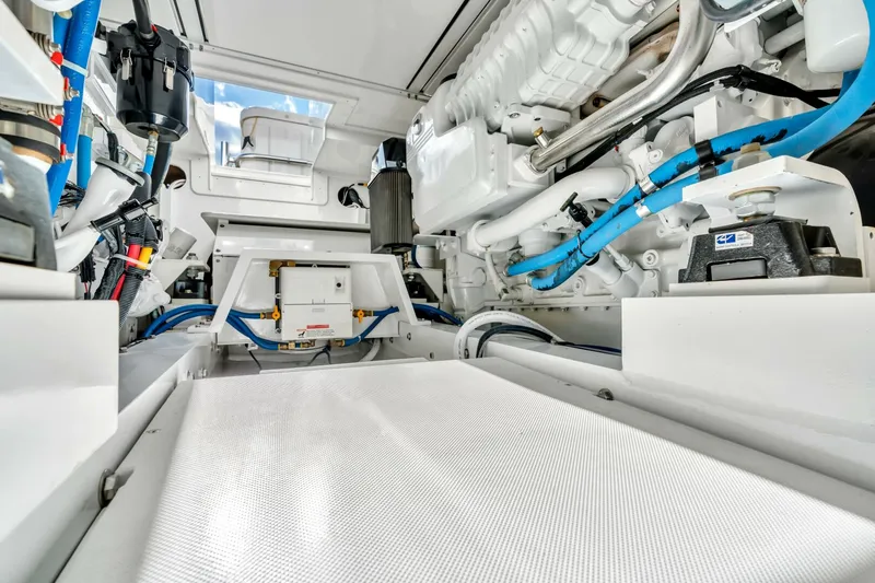 Slide: The Image of Henriques 42 Convertible 2023 - 5726843