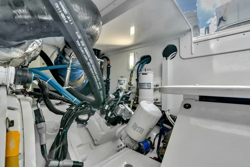 Slide: The Image of Henriques 42 Convertible 2023 - 5726847