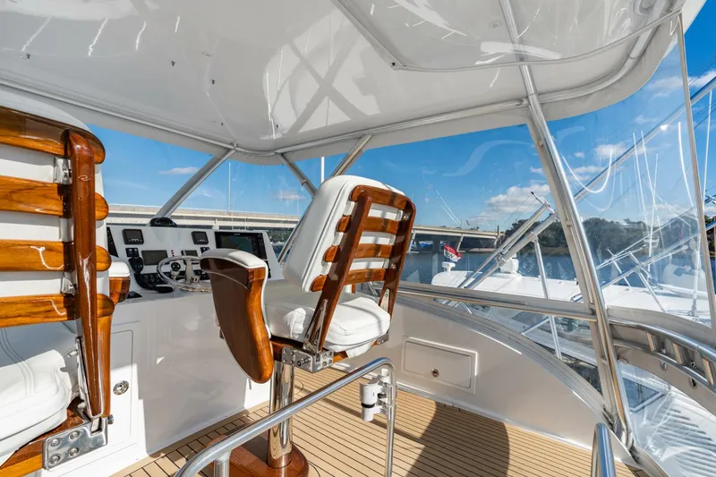 Slide: The Image of Henriques 42 Convertible 2023 - 5726887