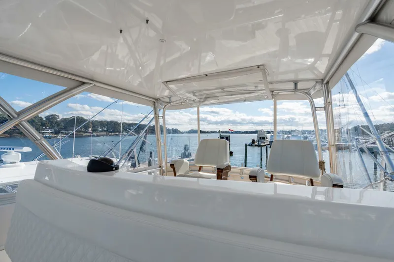 Slide: The Image of Henriques 42 Convertible 2023 - 5726899