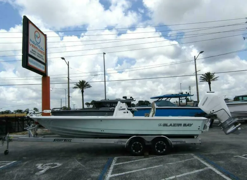 The Image of Blazer Bay 2550 GTS 2025 - 5375447