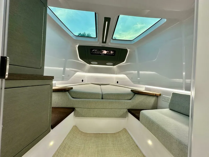 Slide: The Image of Axopar 37 Cabin 2023 - 5375920