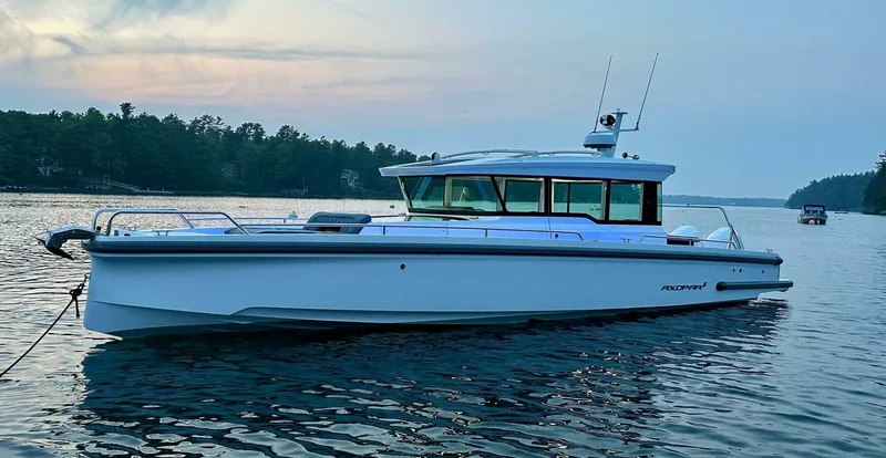 Slide: The Image of Axopar 37 Cabin 2023 - 5375948