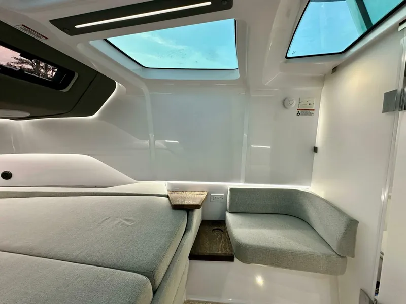 Slide: The Image of Axopar 37 Cabin 2023 - 5375923