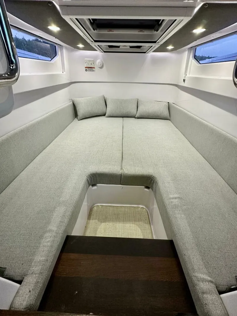 Slide: The Image of Axopar 37 Cabin 2023 - 5375925