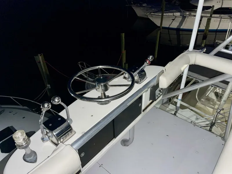 Slide: The Image of Bertram 43 Convertible 1988 - 5375884