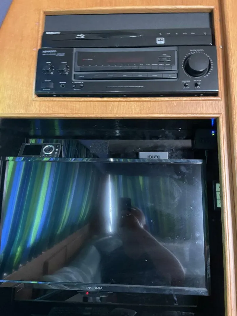 Slide: The Image of Bertram 43 Convertible 1988 - 5375886