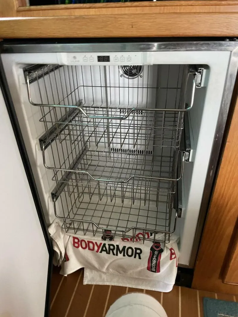 Slide: The Image of Bertram 43 Convertible 1988 - 5375887