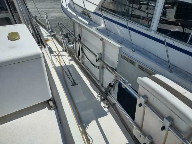 Slide: The Image of Islander Freeport 1979 - 5376944