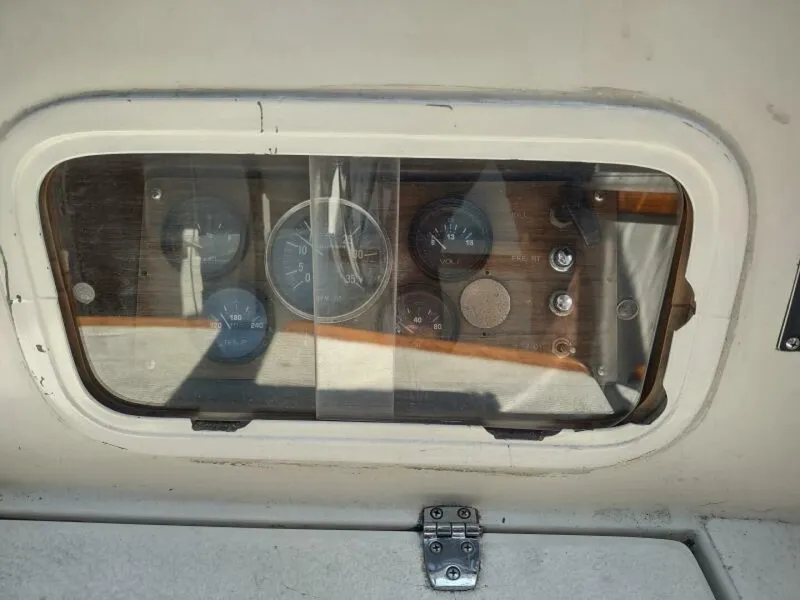 Slide: The Image of Islander Freeport 1979 - 5376951