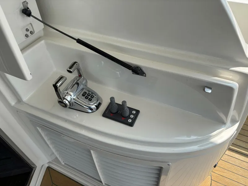 Slide: The Image of Marquis 65 2006 - 5380406