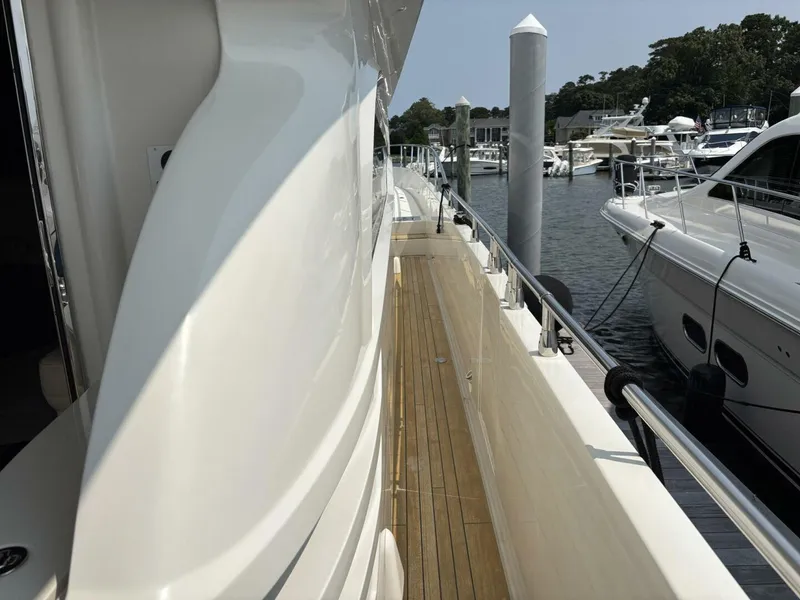 Slide: The Image of Marquis 65 2006 - 5380393