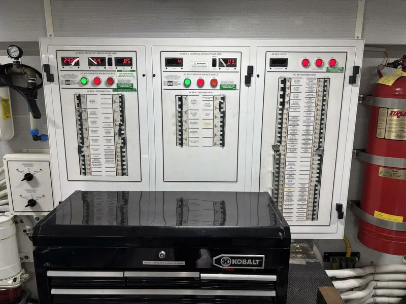 Slide: The Image of Marquis 65 2006 - 5380451