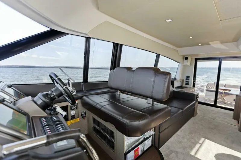 Slide: The Image of 2016 55 Prestige Flybridge - YEE YEE - Lower Helm/Electronics - 5377589