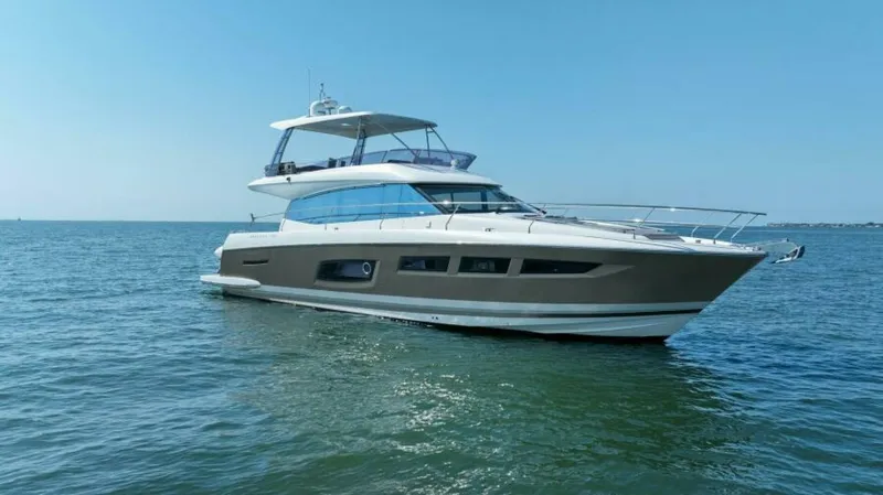 Slide: The Image of 2016 55 Prestige Flybridge - YEE YEE - Profile - 5377633