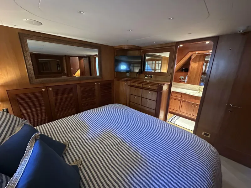 Slide: The Image of Symbol 66 2001 - 5378806