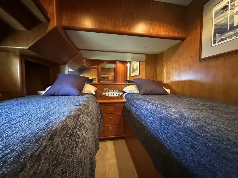 Slide: The Image of Symbol 66 2001 - 5378843