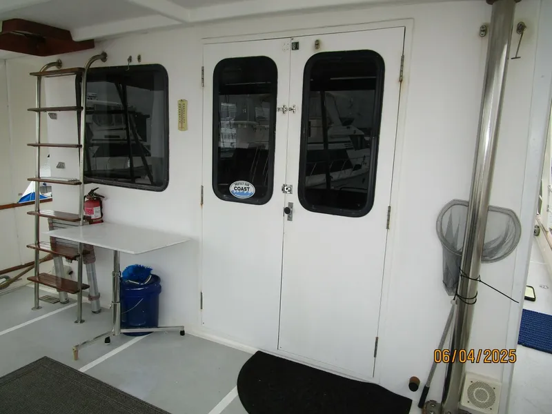 Slide: The Image of 53' DeFever aftdeck forward - 5378255
