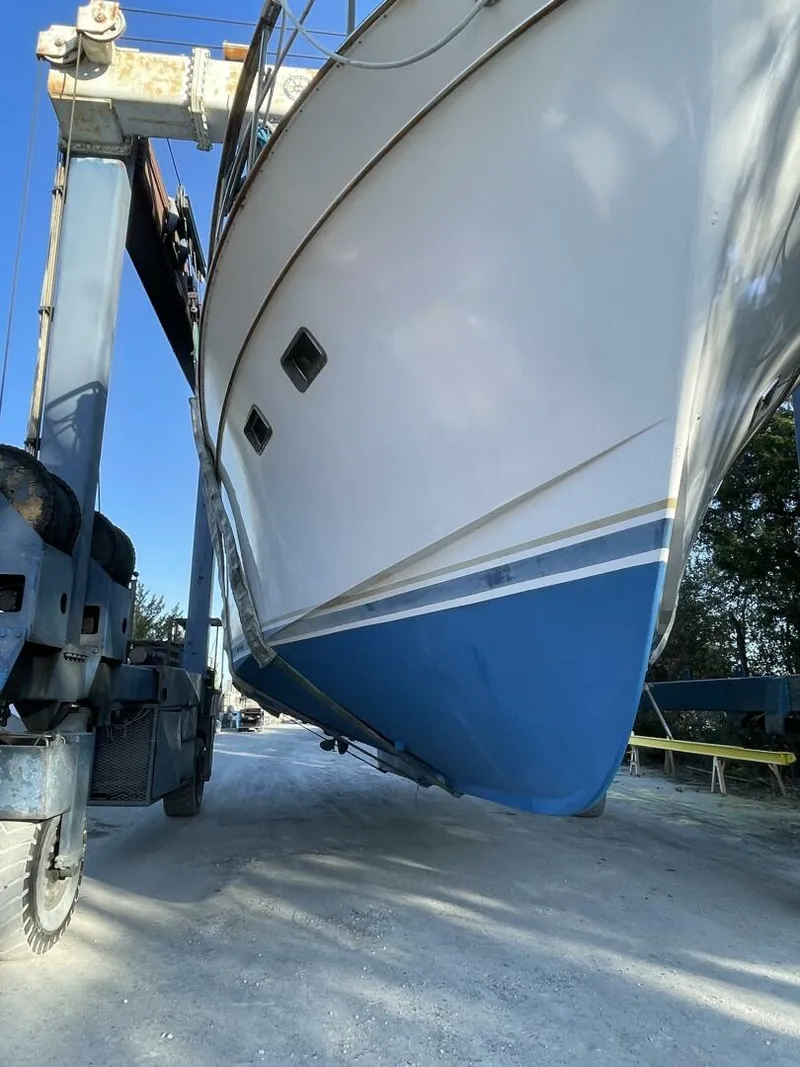 Slide: The Image of 53' DeFever hauled out2 - 5378287