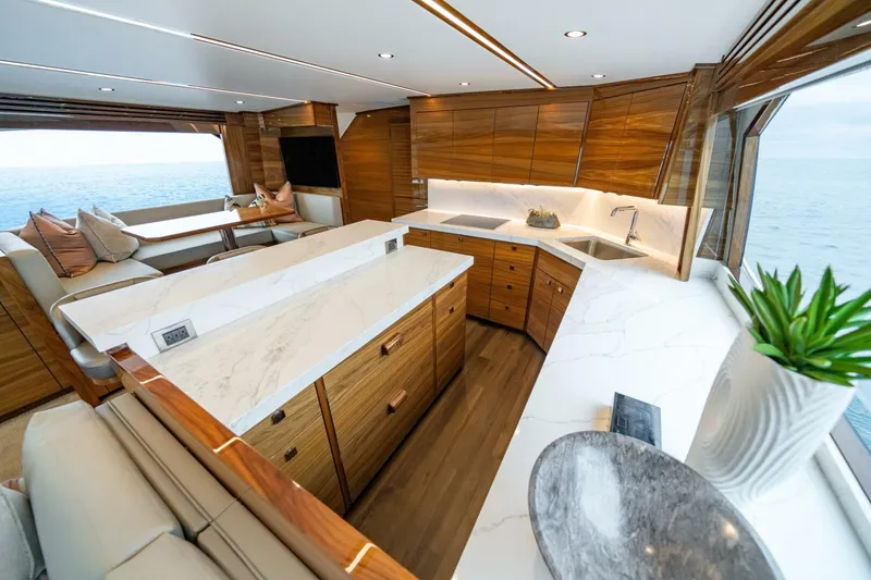 Slide: The Image of Viking 74 Convertible - 5383099