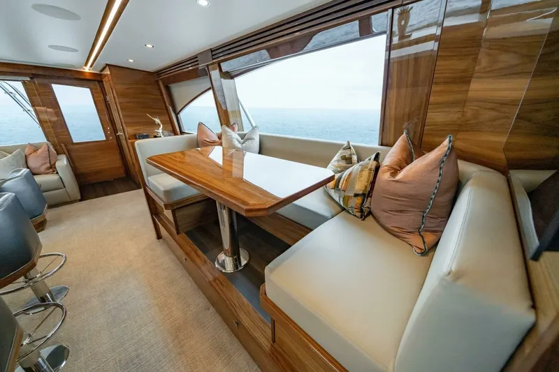 Slide: The Image of Viking 74 Convertible - 6137030