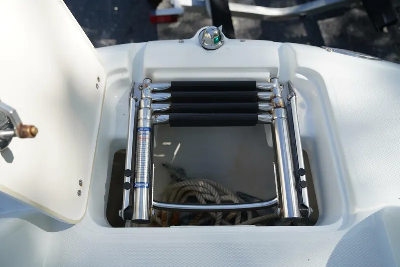 Slide: The Image of Southwind 2600 Sport Deck 2012 - 5380382
