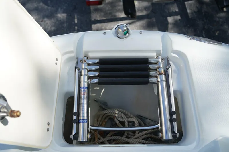 Slide: The Image of Southwind 2600 Sport Deck 2012 - 5380383