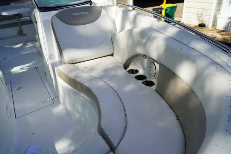 Slide: The Image of Southwind 2600 Sport Deck 2012 - 5380384
