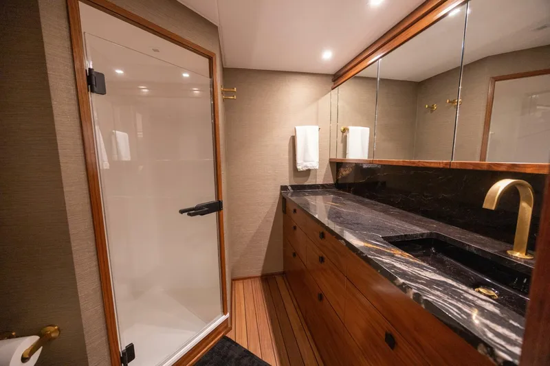 Slide: The Image of 2025 82 Viking Convertible Boujie Master Head (1) - 5558989